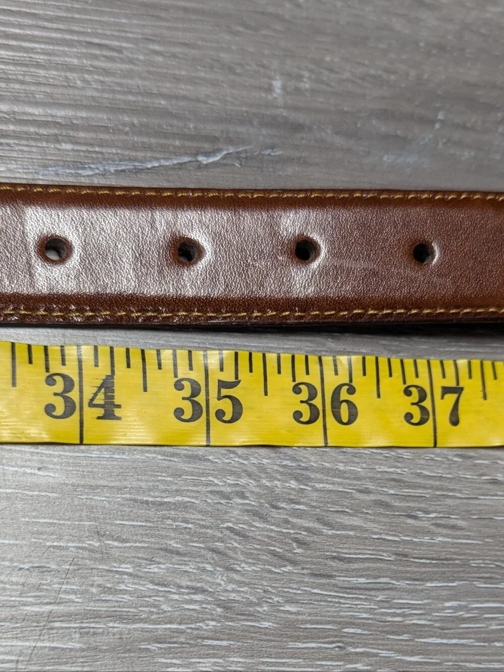Trafalgar Mens Leather Belt Size 36 Brown Gold Buckle